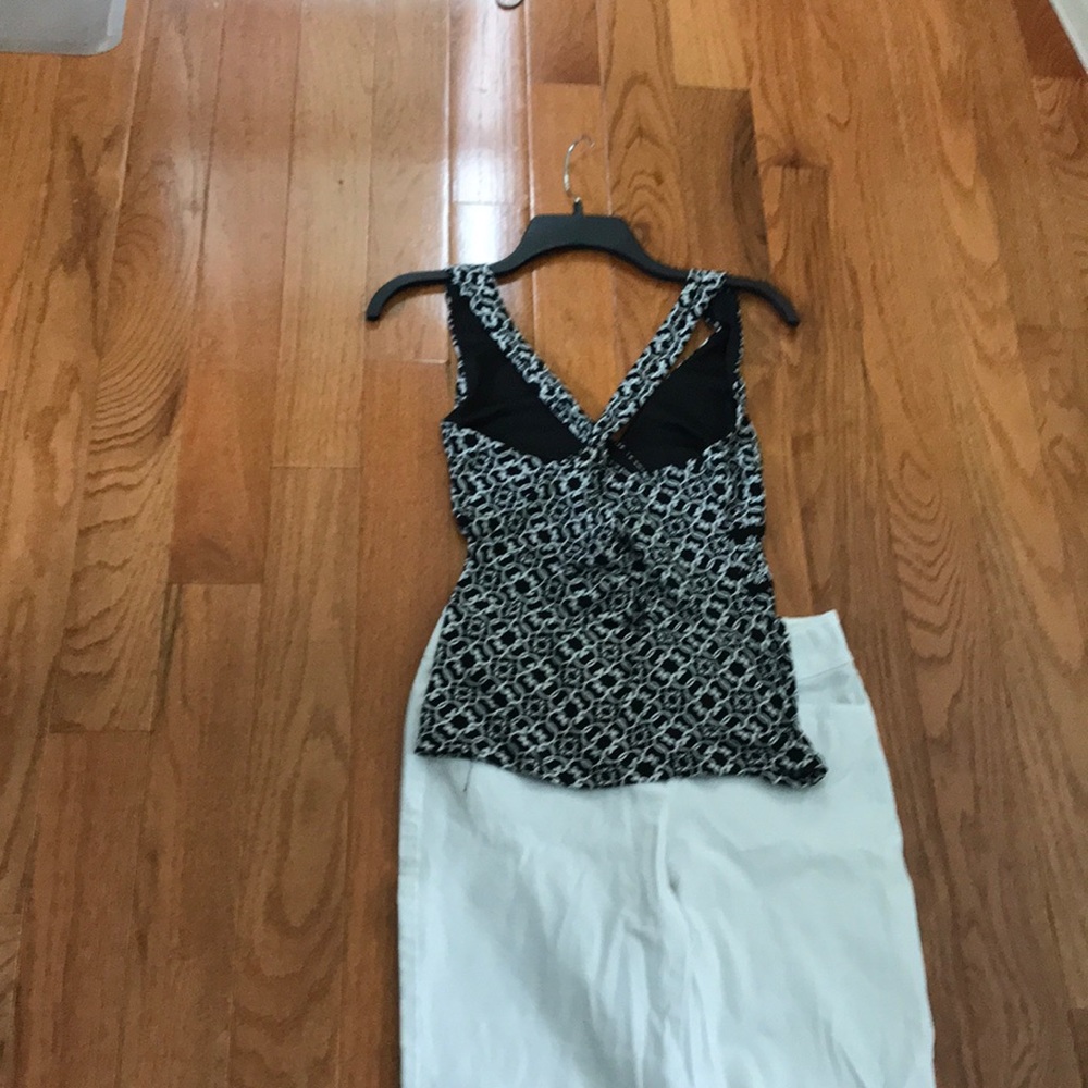 WHBM Top - Picture 3 of 3
